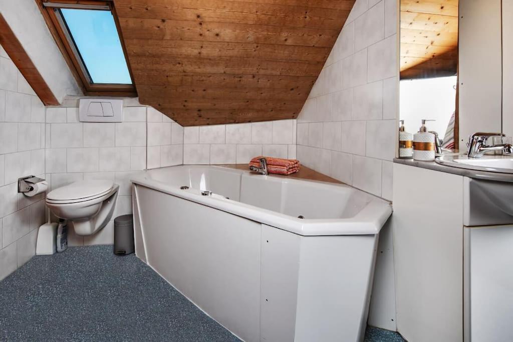Apartment Navah Uetendorf Экстерьер фото